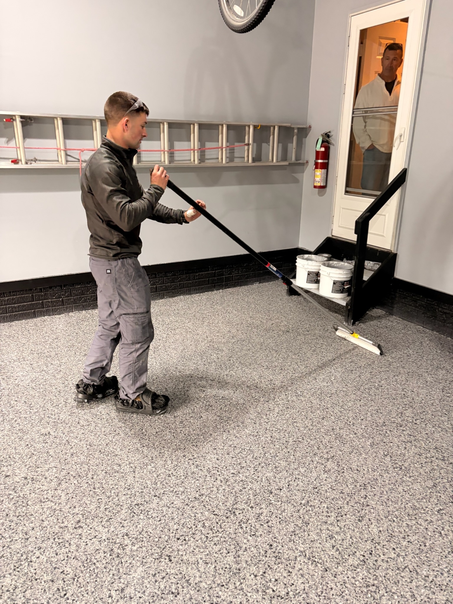 Installing epoxy floor coating